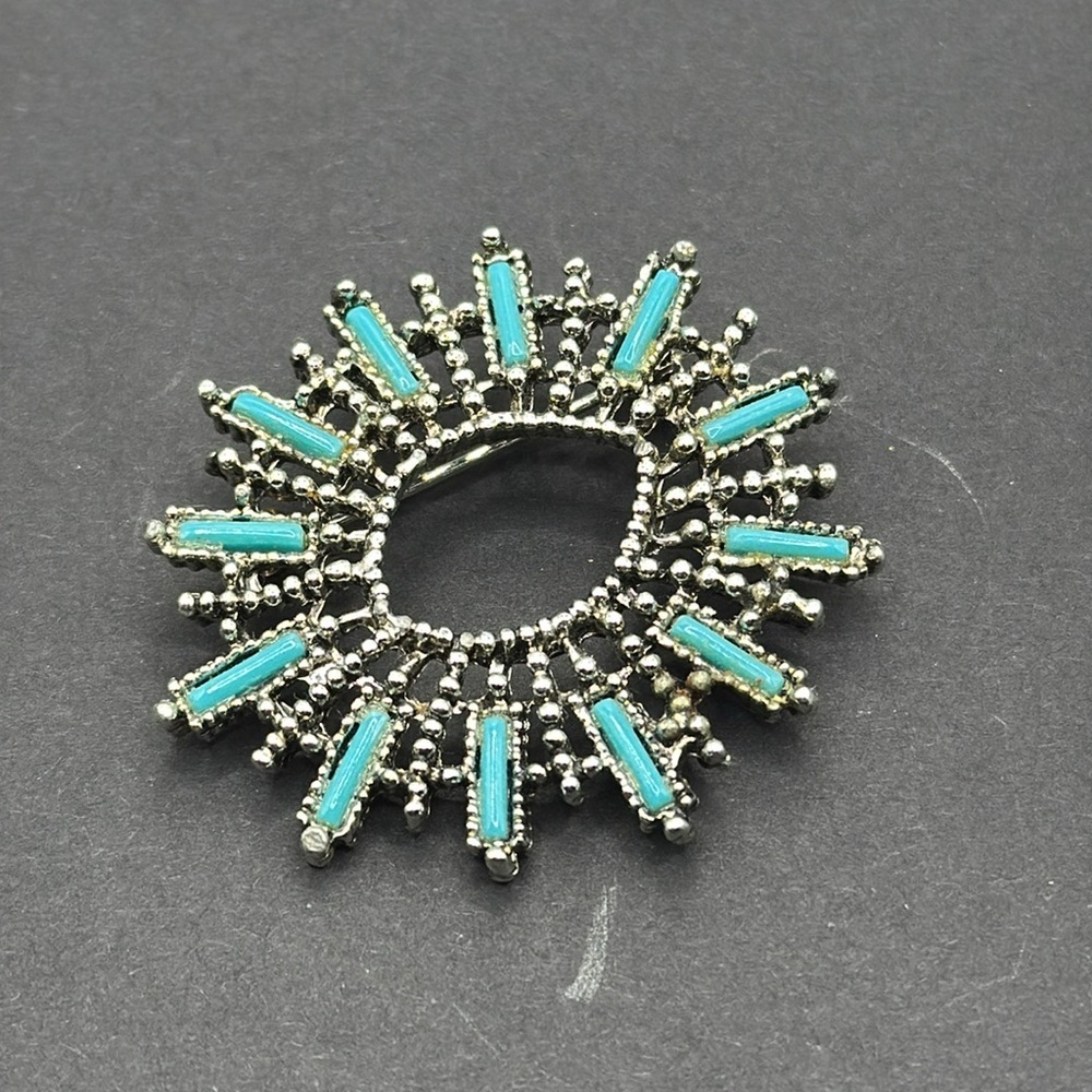 Elegant Silver and Turquoise‎ Brooch